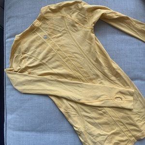 lululemon athletica Tops - Lululemon long sleeve swiftly size 4 lululemon athletica Tops - Lululemon long sleeve swiftly size 4